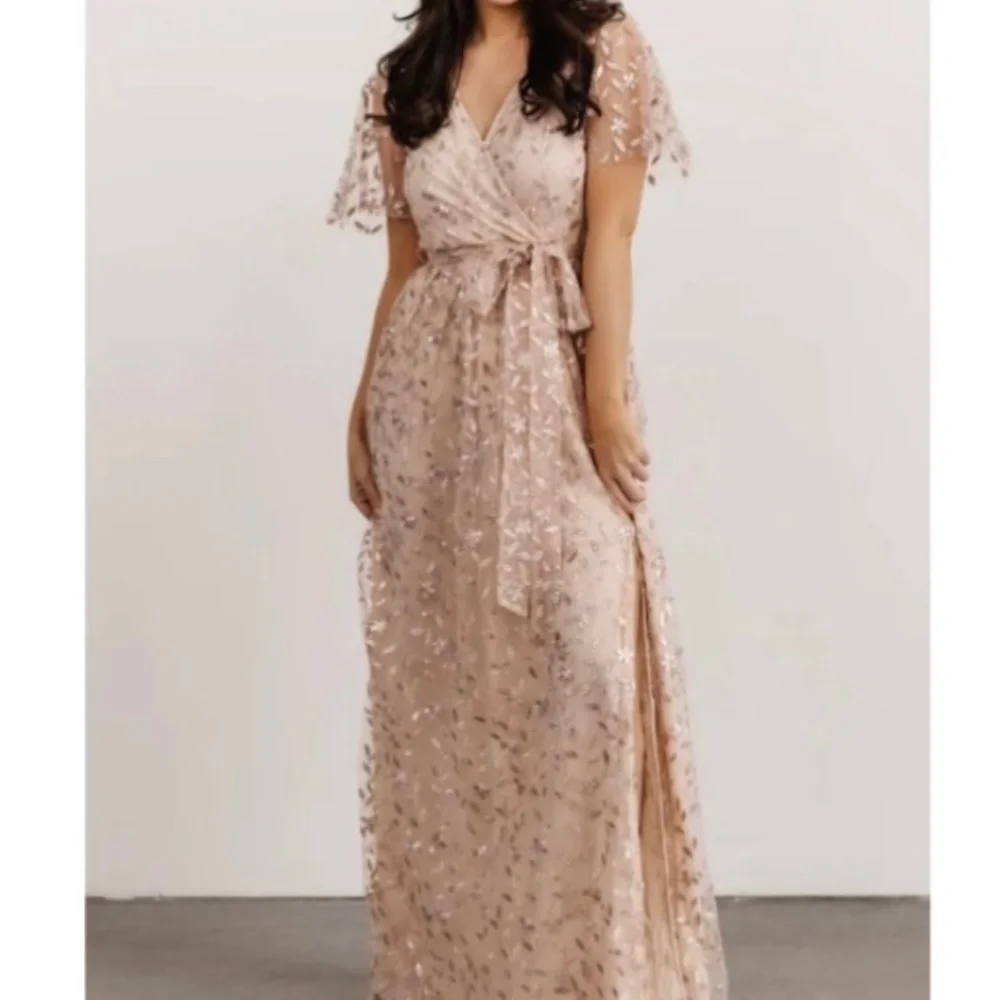 Dress - Picture 1 of 1